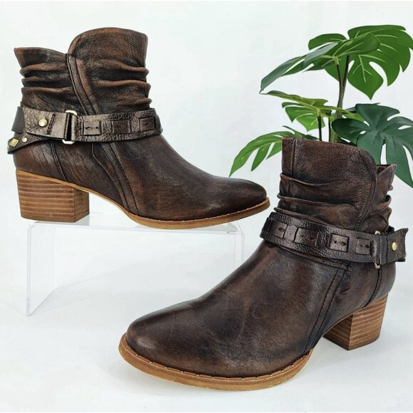 Earth Women's DeSoto Brown Leather Booties Size 10B - Picture 1 of 9